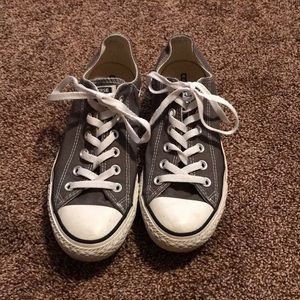 Grey converse